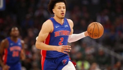 开云综合服务-状元郎首秀姗姗来迟 活塞赛季首胜同步到达