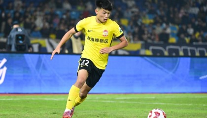 开云官方平台-媒体人：杨希加盟上海海港已成定局，加盟深圳的传闻太不靠谱