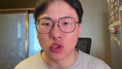 开云品牌-解说：湖人替补席太差让东契奇&amp;詹姆斯加班 希望艾顿季后赛再硬点